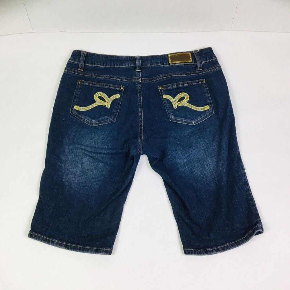 Roca Wear Womens Jean Shorts Size 11 32/12 Designer Low rise Denim Dark wash‎